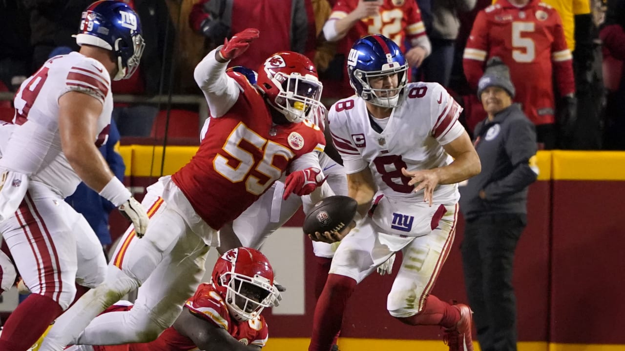 Watch: Glenville's Frank Clark gets key sack in Super Bowl LIV