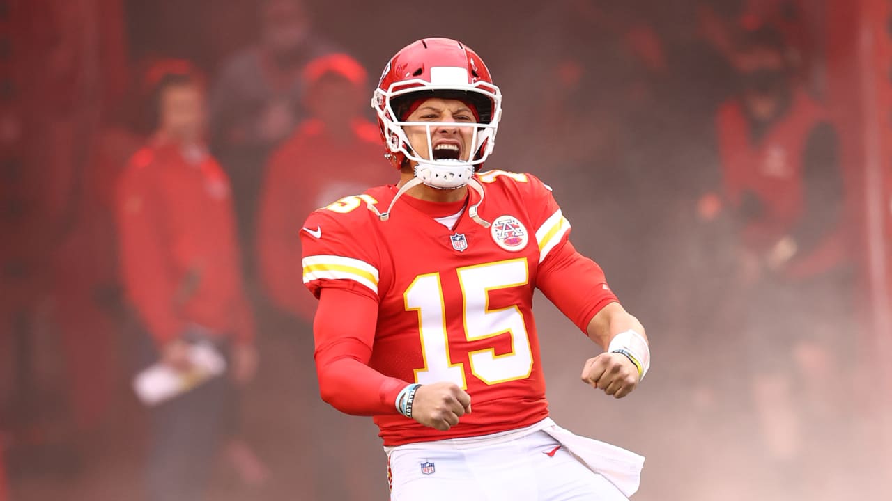 Patrick Mahomes' Best Throws in Week 16 | Chiefs vs. Steelers