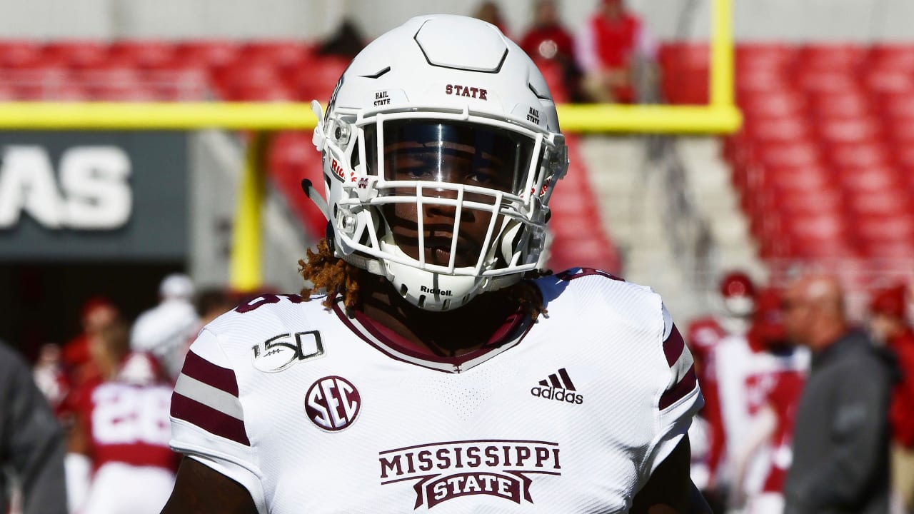 Mississippi State linebacker Willie Gay Jr. talks with Texans