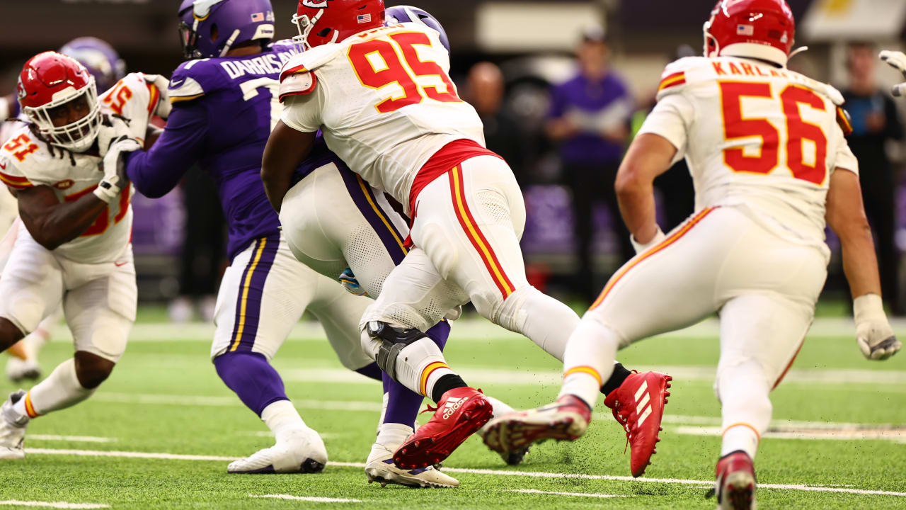 Patrick Mahomes, Chiefs' big day highlighted by Justin Watson and good pass  protection - Arrowhead Pride