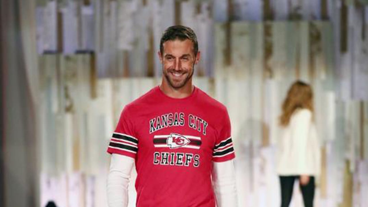 Cute chiefs outfit  Kansas city chiefs fashion, Chief clothes