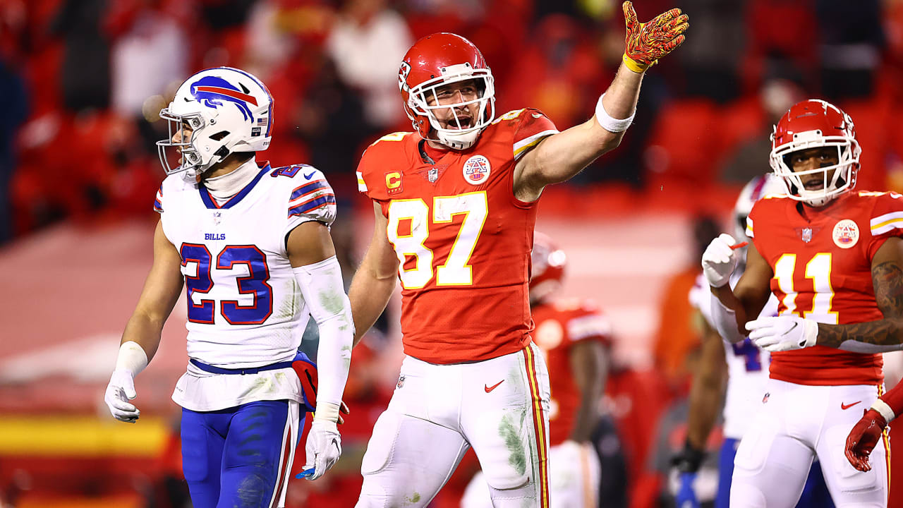 Chiefs Offense Rolls vs. Buffalo Bills in AFC Championship ...