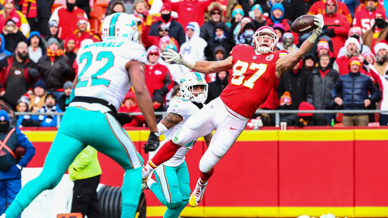 Chiefs vs. Dolphins final score: Late field goal leads to KC bad beat in  Week 14 - DraftKings Network