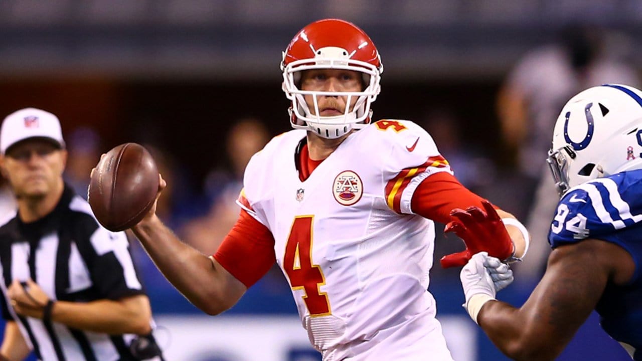 Nick Foles lifts Chiefs past Colts 30-14