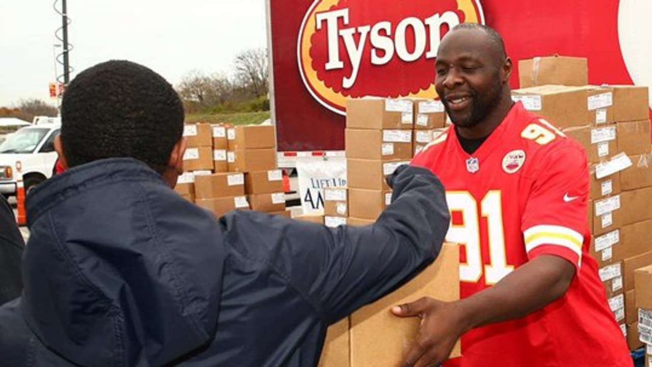 KC Chiefs' Tamba Hali nominated for Man of the Year - Heart to