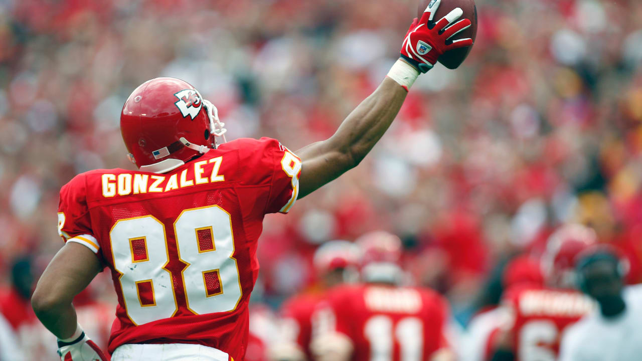 Five Things to Remember About Tony Gonzalez's Hall of Fame Career