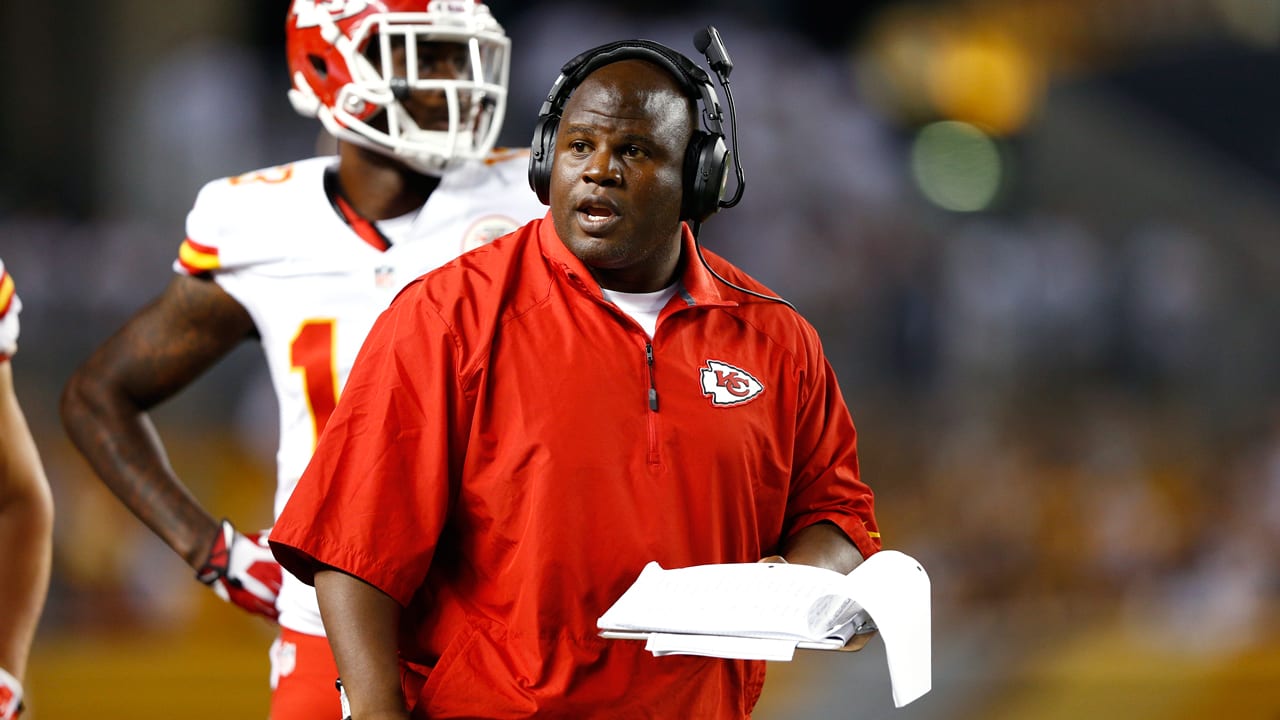 Five Takeaways from Media Availability With Chiefs Assistant Coaches