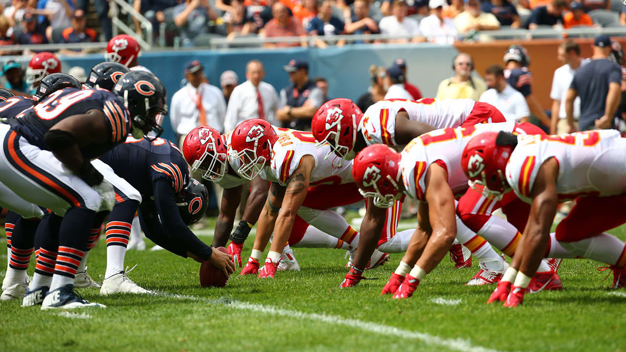 Chicago Bears tight end James O'Shaughnessy (80) during an NFL Preseason  football game against the