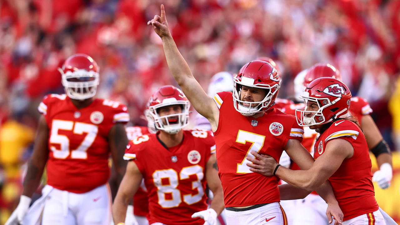 Chiefs kicker Harrison Butker almost hit a 69-yard field goal