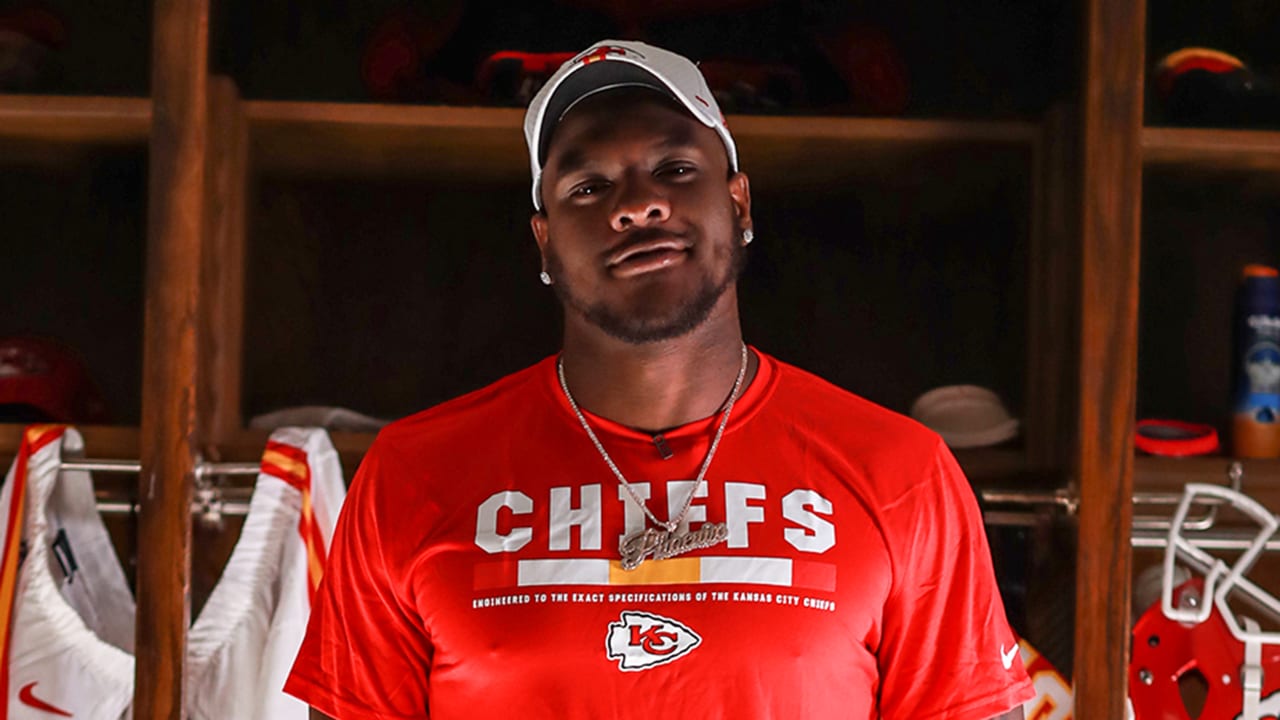 Bj Kissel Sits Down With The Newest Chiefs Pass Rusher Frank Clark