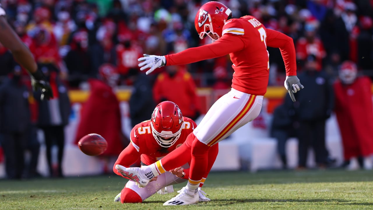 Harrison Butker Drills a 47-Yard FG to Extend Chiefs' Lead