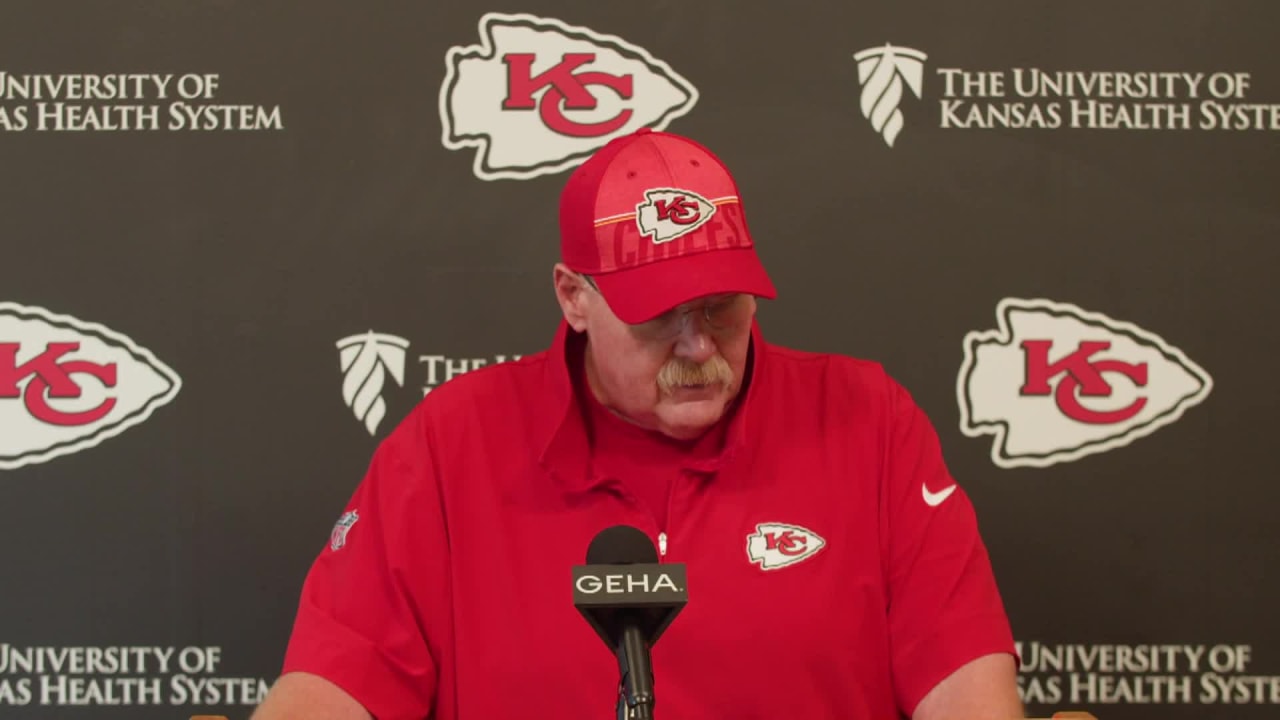 NFL world trolls Andy Reid's face shield in Chiefs-Texans game