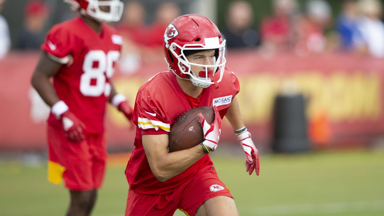 Chiefs Training Camp 724 5 Bold Predictions Based On Yesterdays Practice - deodd2c