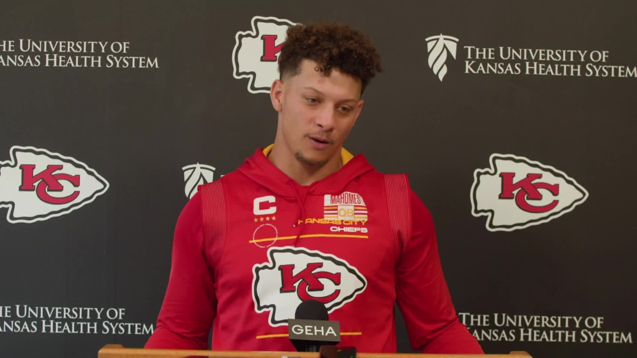 Comfortable in role with Chiefs, in community, Patrick Mahomes enters Year  2 as starter - The Iola Register