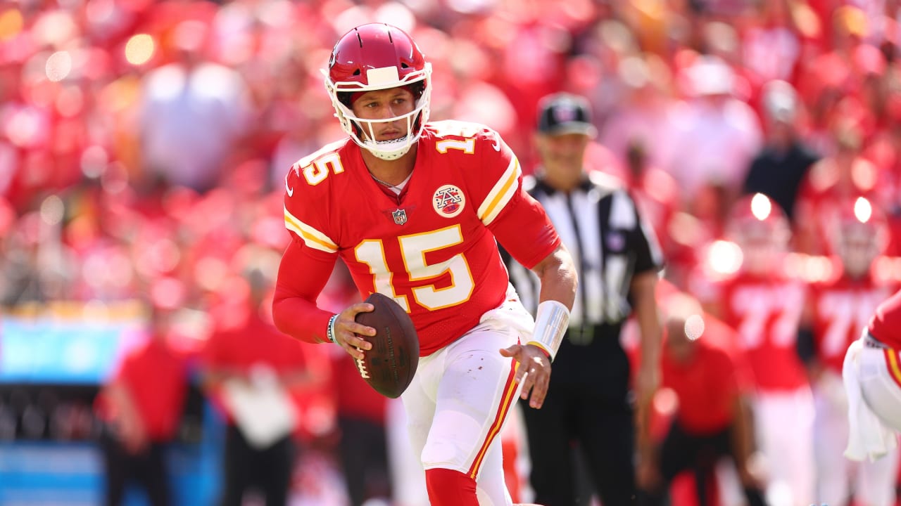 Chiefs-Chargers rapid reaction: 4 turnovers give Los Angeles the win -  Arrowhead Pride