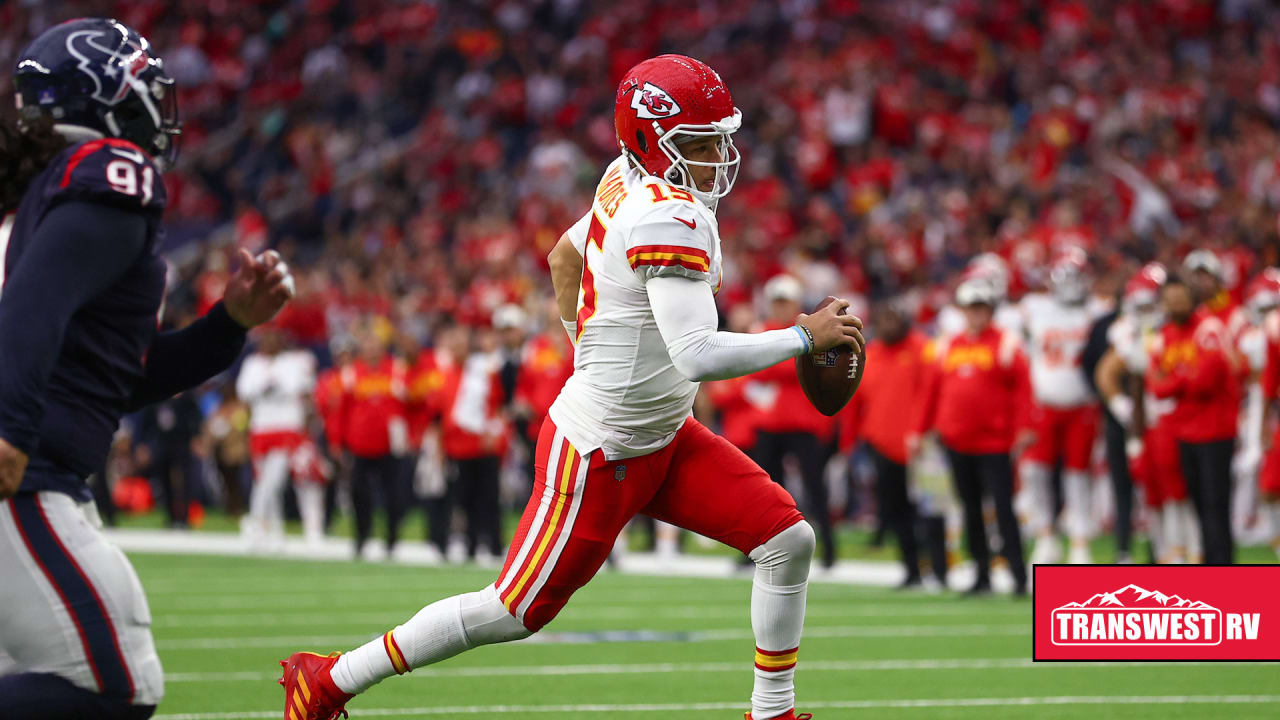 Chiefs QB Patrick Mahomes gives a review of Sunday's jump shot touchdown  pass