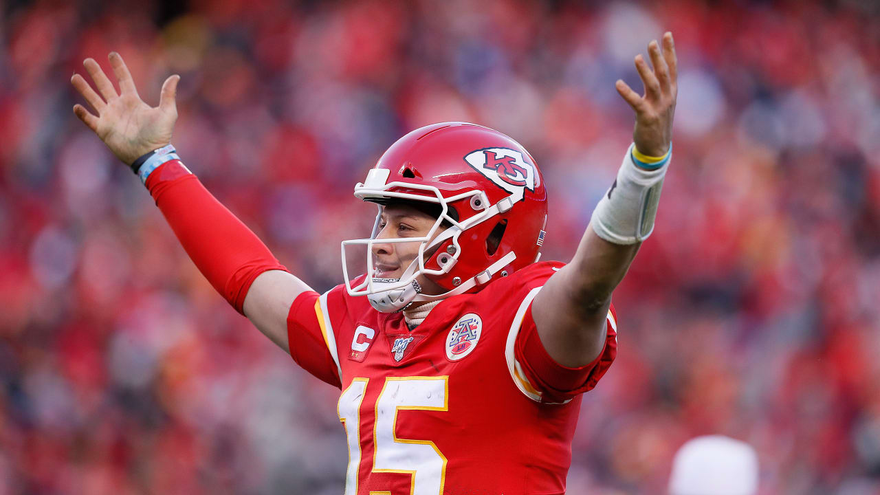 Patrick Mahomes HYPED after 60-YARD Touchdown to Sammy Watkins