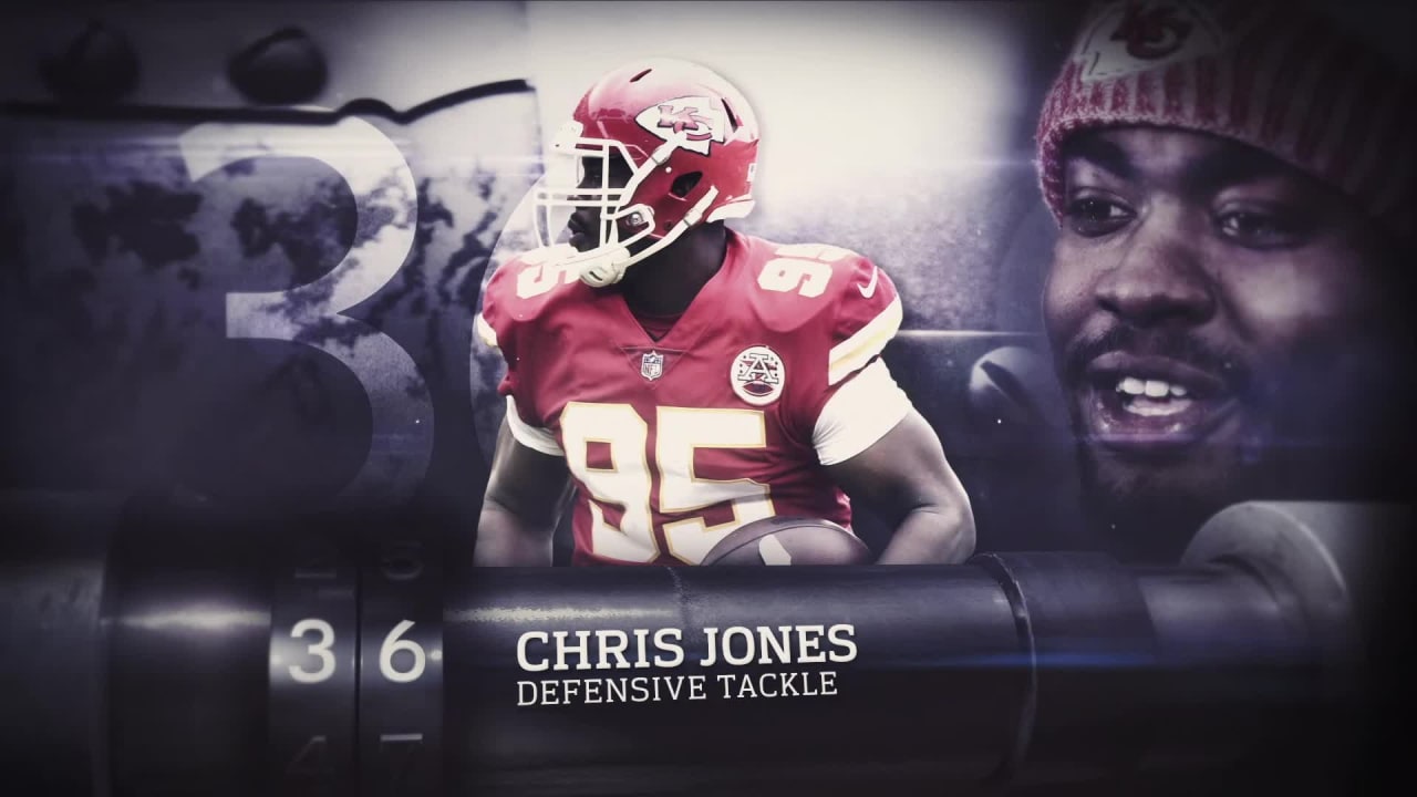 Download Chris Jones Football 95 Jersey Wallpaper