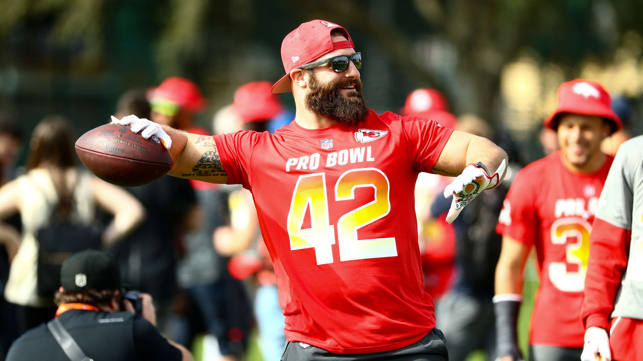 theScore - The Kansas City Chiefs FB Anthony Sherman