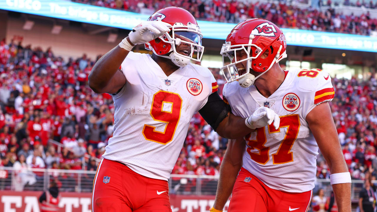 Photo: Chiefs JuJu Smith-Schuster Celebrates a First Down - KCP20230121189  