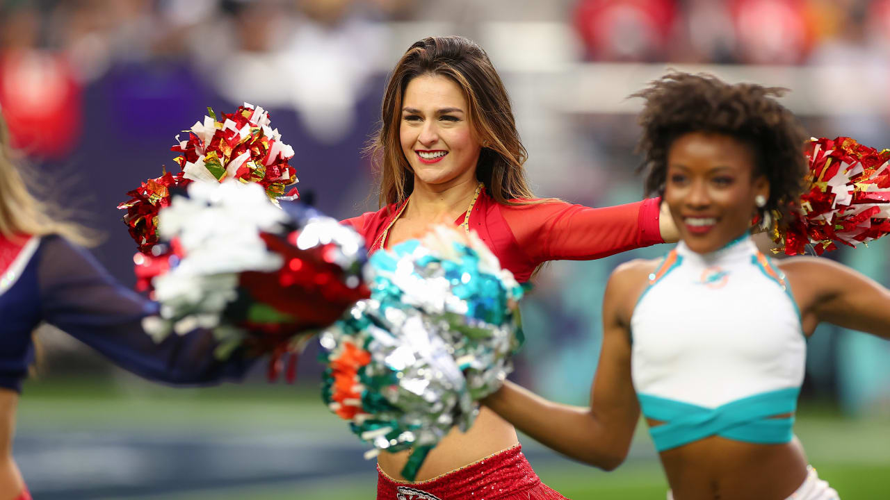 Photos Kansas City Chiefs Cheerleader at 2022 Pro Bowl