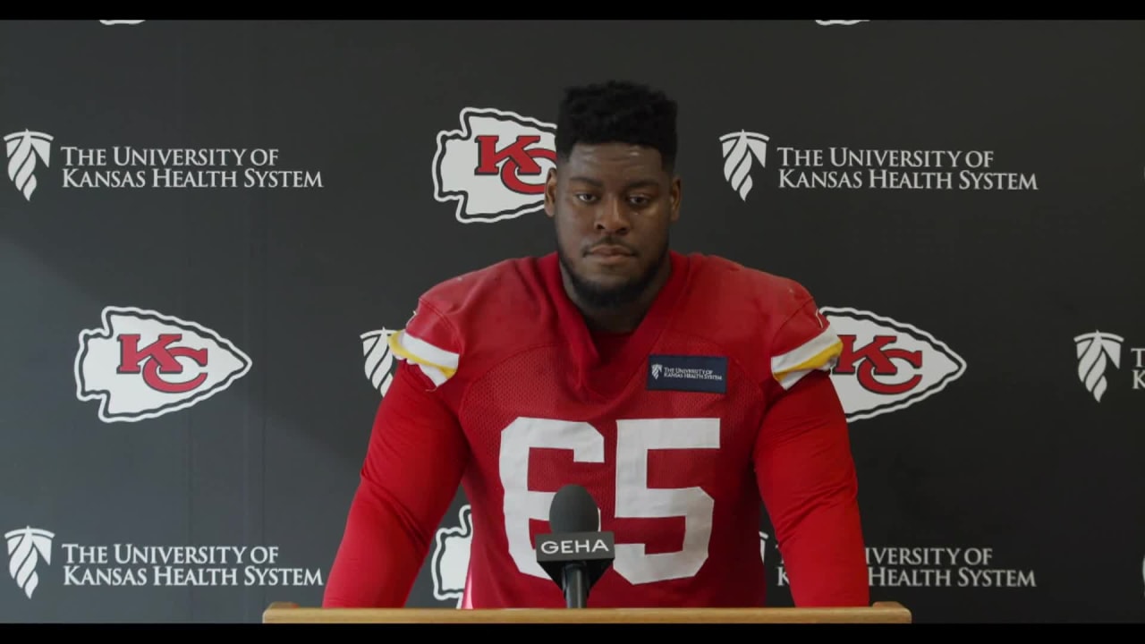 KC Chiefs guard Trey Smith earns big payday for performance