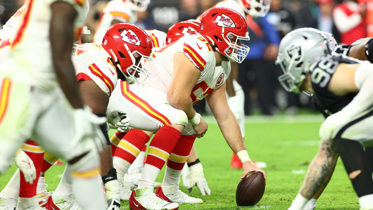 Creed Humphrey leads list of six Chiefs on PFF's top players of 2021