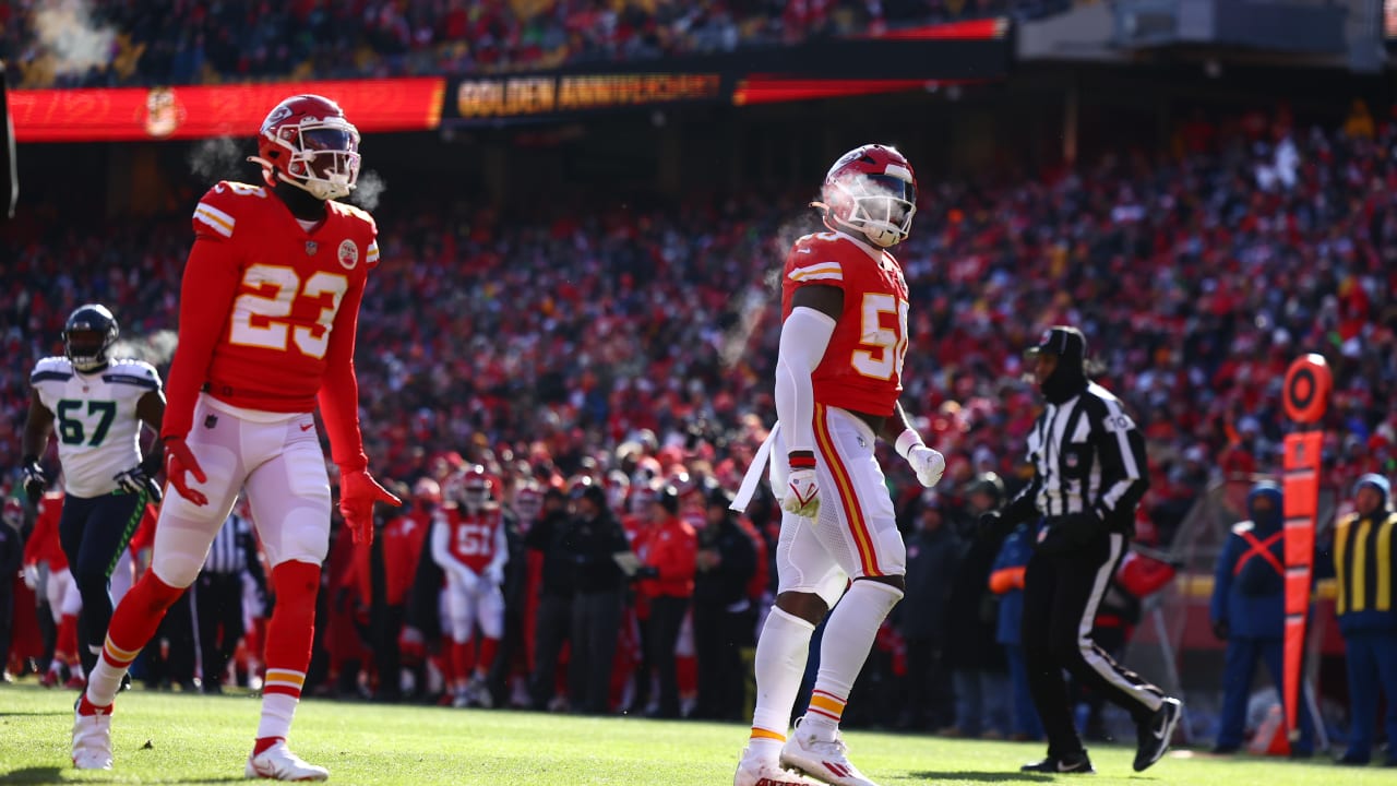 WATCH: Chiefs LB Willie Gay Jr. mic'd up at practice