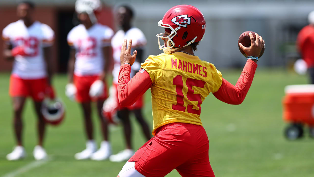 PreCamp Breakdown Evaluating the Three QBs Behind Patrick Mahomes