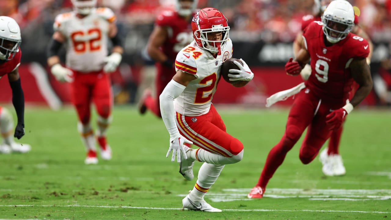 Kansas City Chiefs rookie wide receiver Skyy Moore's first catch of the  game goes for 15 yards on the opening play of the second half