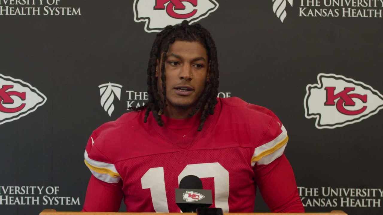 NBC writer sings ode to Chiefs' running back Isiah Pacheco