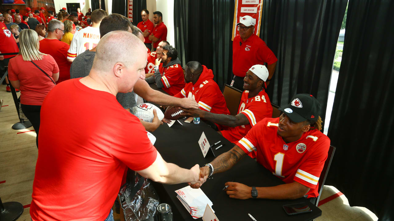 New Season Ticket Members Meet the Chiefs' Rookie Class at Arrowhead