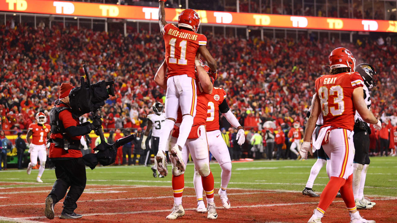 Chiefs survive Jaguars to reach 5th straight AFC title game