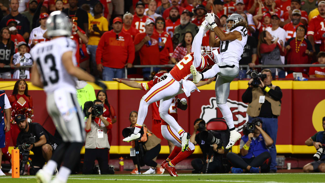 Regular Season Game 5 - Chiefs vs. Raiders (10-10-22) by Kansas