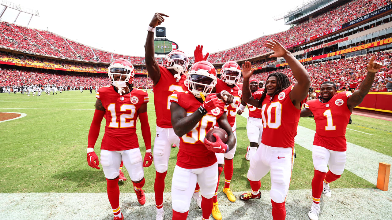 Photos: Game Action from Preseason Week 3 Chiefs vs. Browns