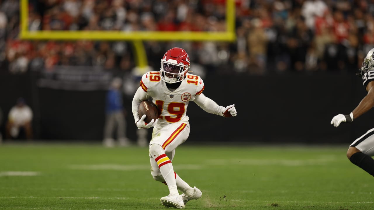 Kadarius Toney is WIDE OPEN for 6 & Chiefs take lead 