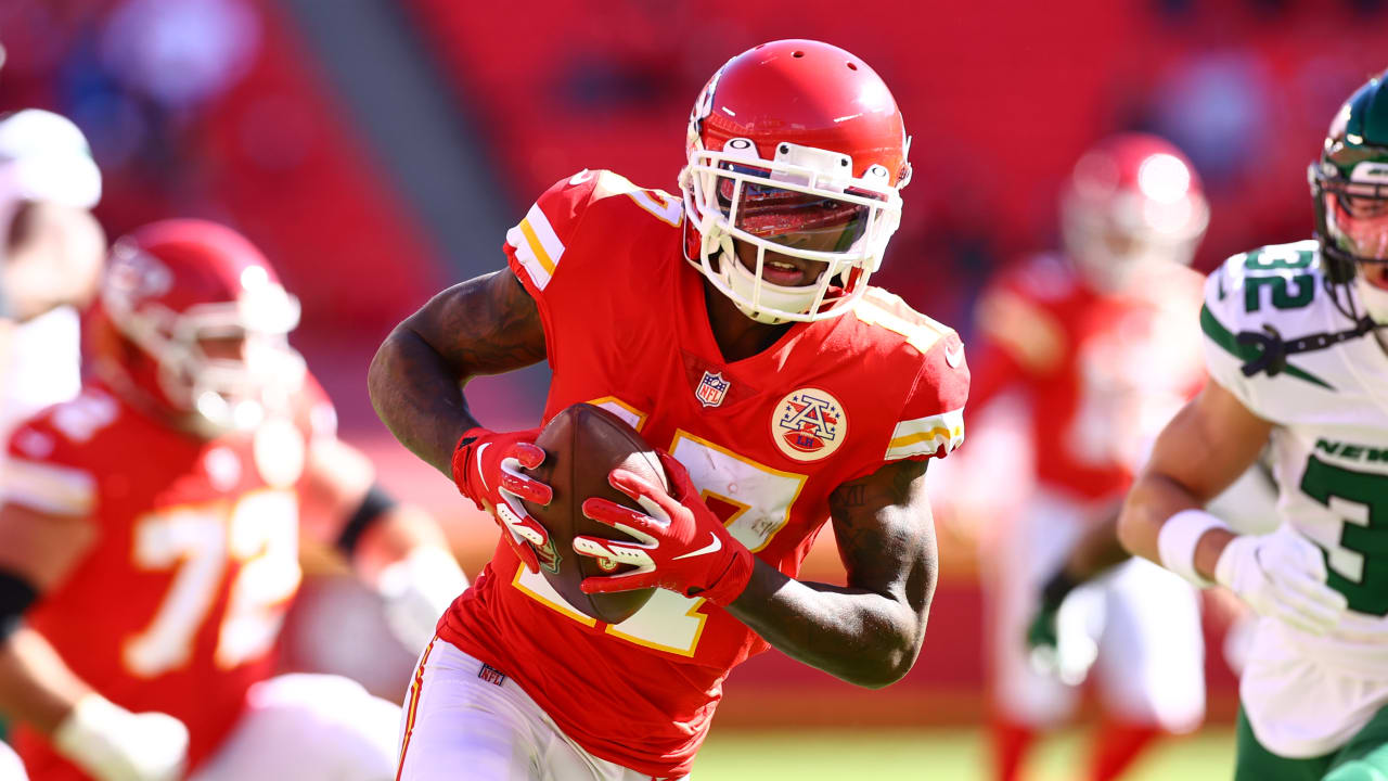 TOUCHDOWN Mecole Hardman Hauls in Short Pass for 30Yard Score