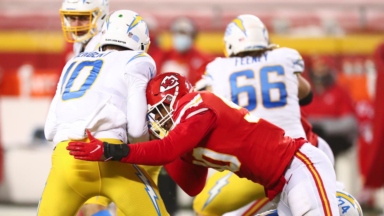 Chargers Beat Chiefs, 38-21