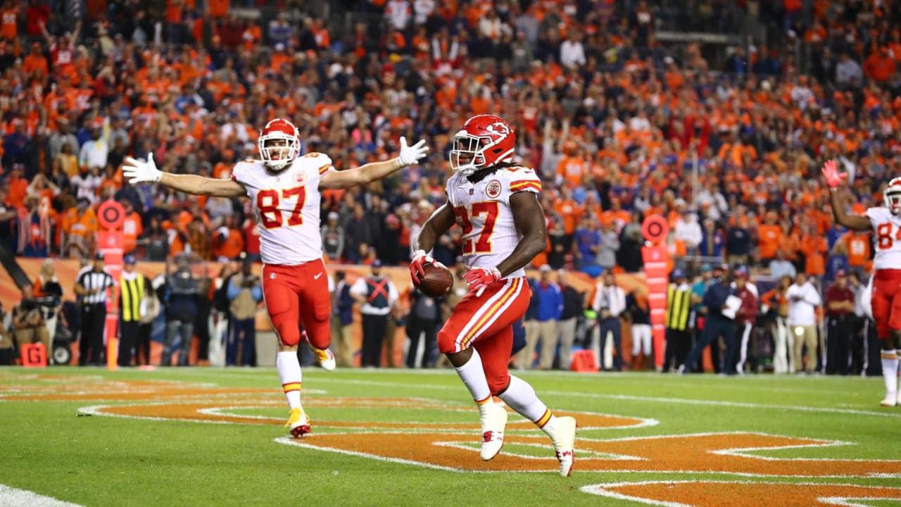 NFL Super Bowl 2023: Jerick McKinnon refuses to score touchdown, seals win  with game-winning slide, Kansas City Chiefs def Philadelphia Eagles