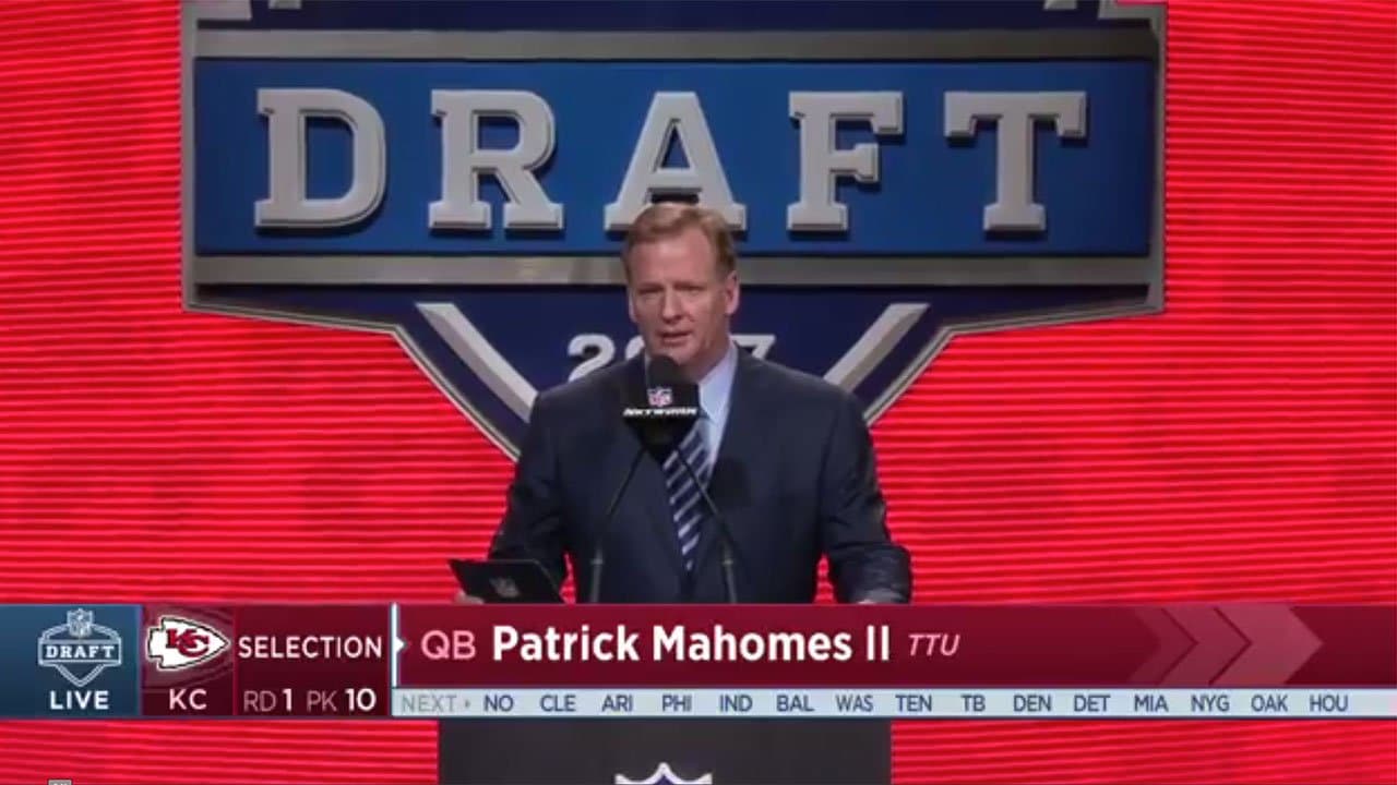 RAW: Chiefs introduce newly drafted QB Patrick Mahomes 