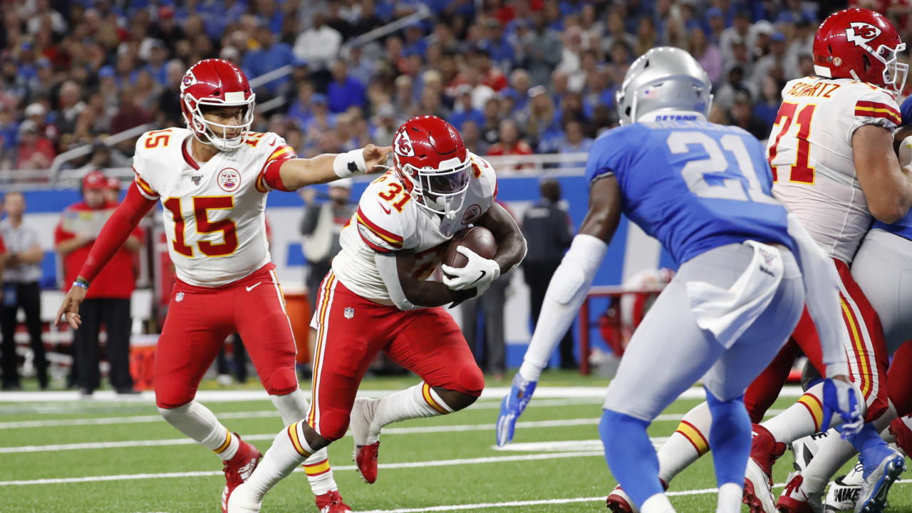 Photo Gallery Chiefs vs. Lions Game Action
