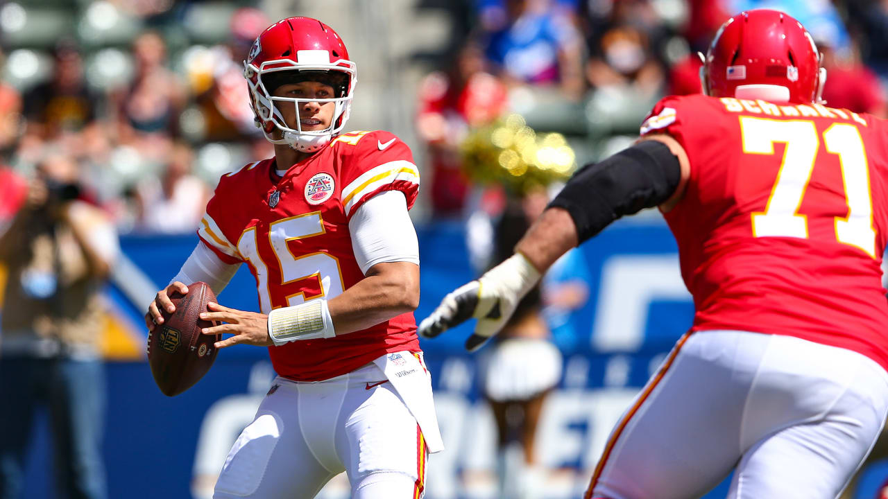 Patrick Mahomes named AFC Offensive Player of the Week