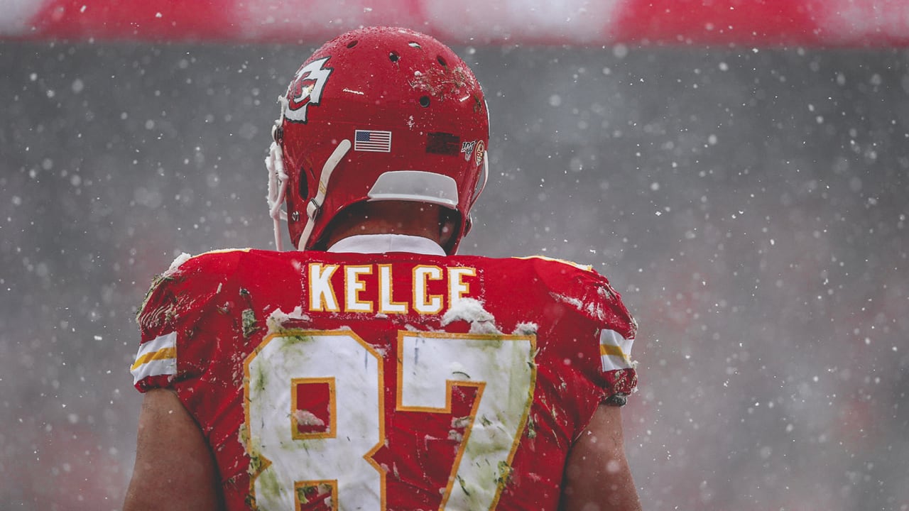 2023 Score Celebration #1 Travis Kelce - Kansas City Chiefs .