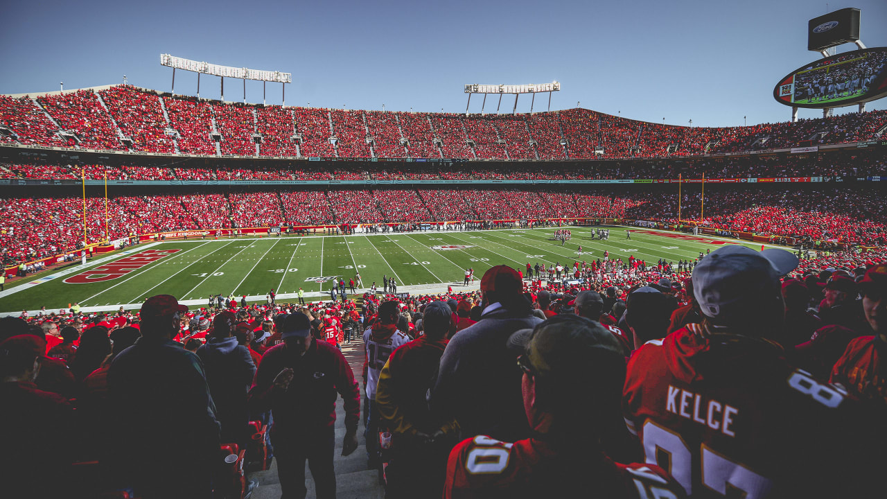 Important Fan Information: Chiefs to Host Steelers in Regular