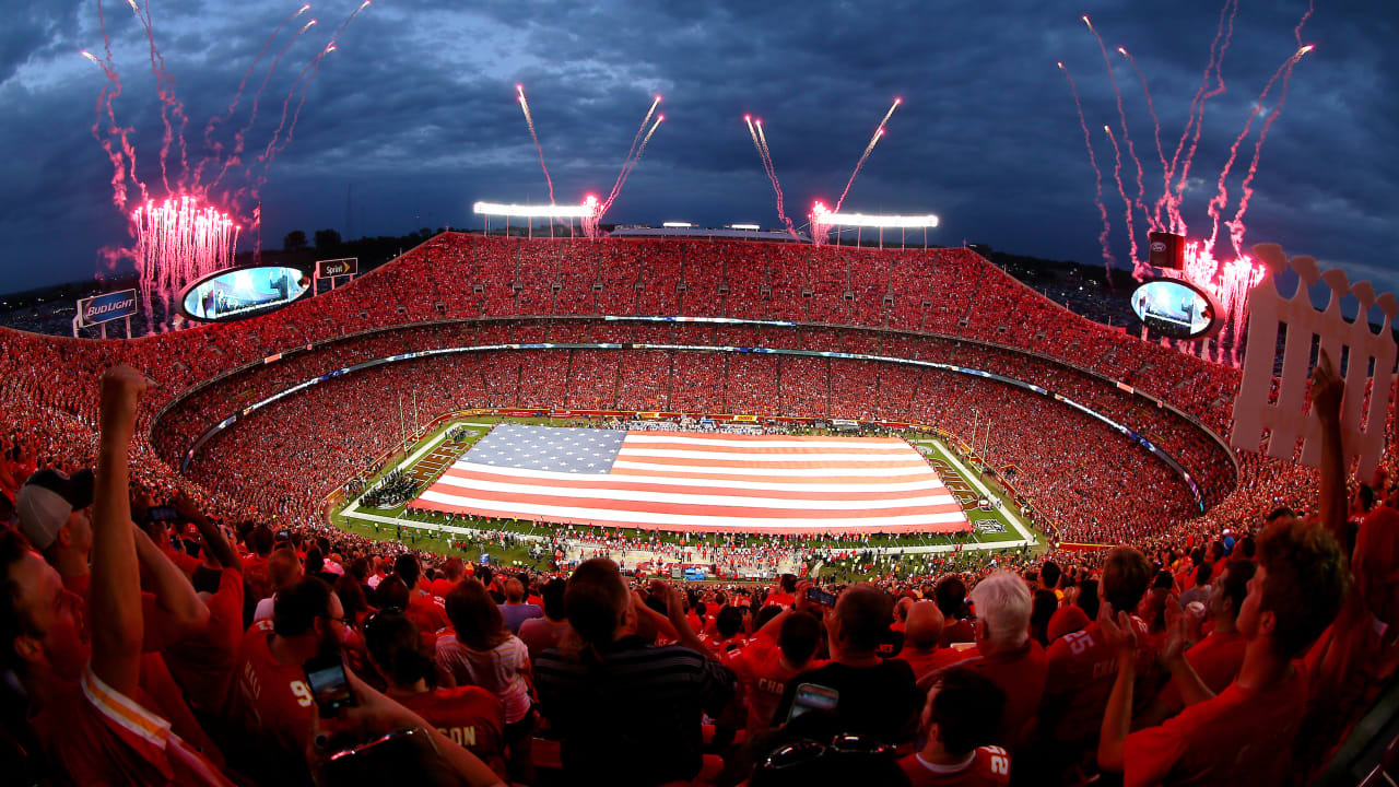 PARKING: Kansas City Chiefs vs. Los Angeles Chargers Tickets Sun, Oct 22,  2023 3:25 pm at GEHA Field at Arrowhead Stadium Parking Lots in Kansas City,  MO