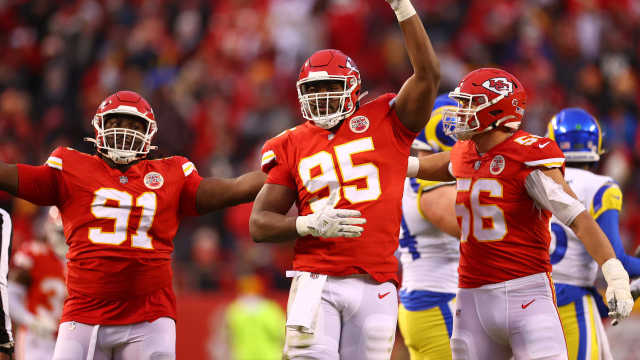 Rams vs Chiefs: Chris Jones reaches contract inventive with sack