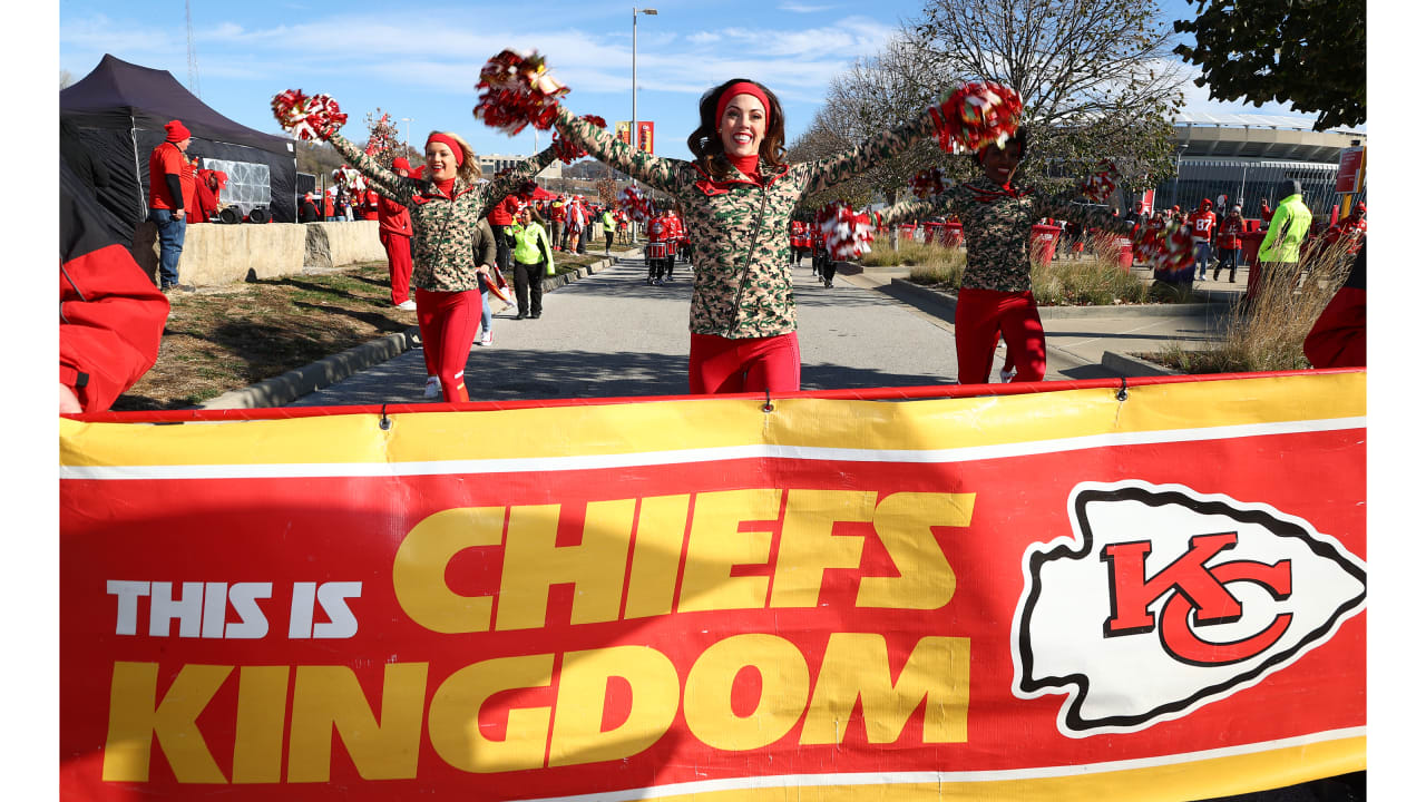 Photos: Chiefs Cheer and Entertainment from Week 10 vs. Jacksonville Jaguars