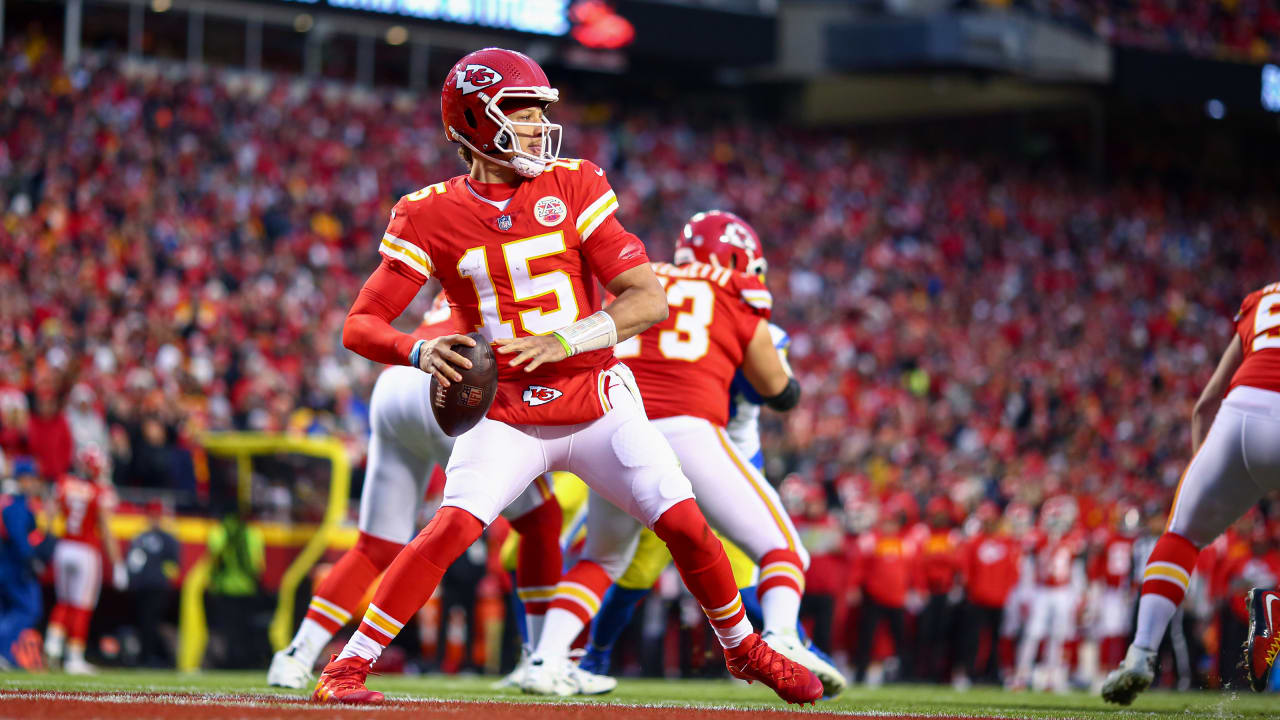 Mahomes and Kansas City Chiefs beat L.A. Rams in NFL Week 12