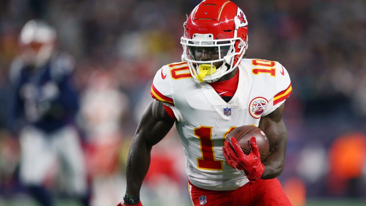 Patrick Mahomes Goes AIR RAID to Tyreek Hill for 75-yard Touchdown