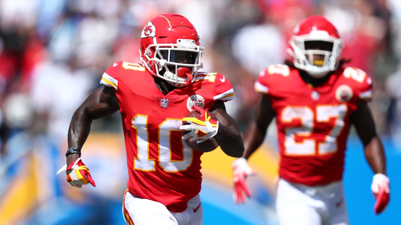 Patrick Mahomes hits Tyreek Hill for 58-yard Touchdown